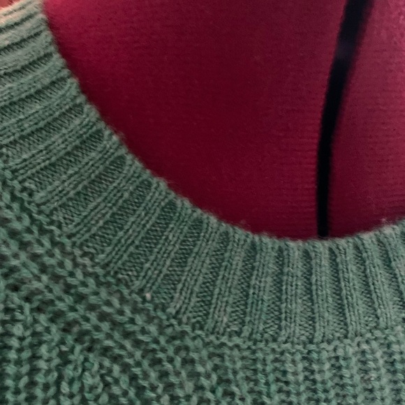 Banana Republic Women's Cashmere Green Sweater - Picture 4 of 11